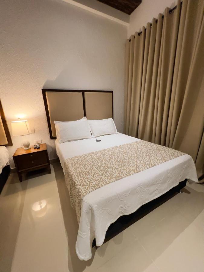 Cartagena Hotel Dorado Plaza Centro Historico מראה חיצוני תמונה