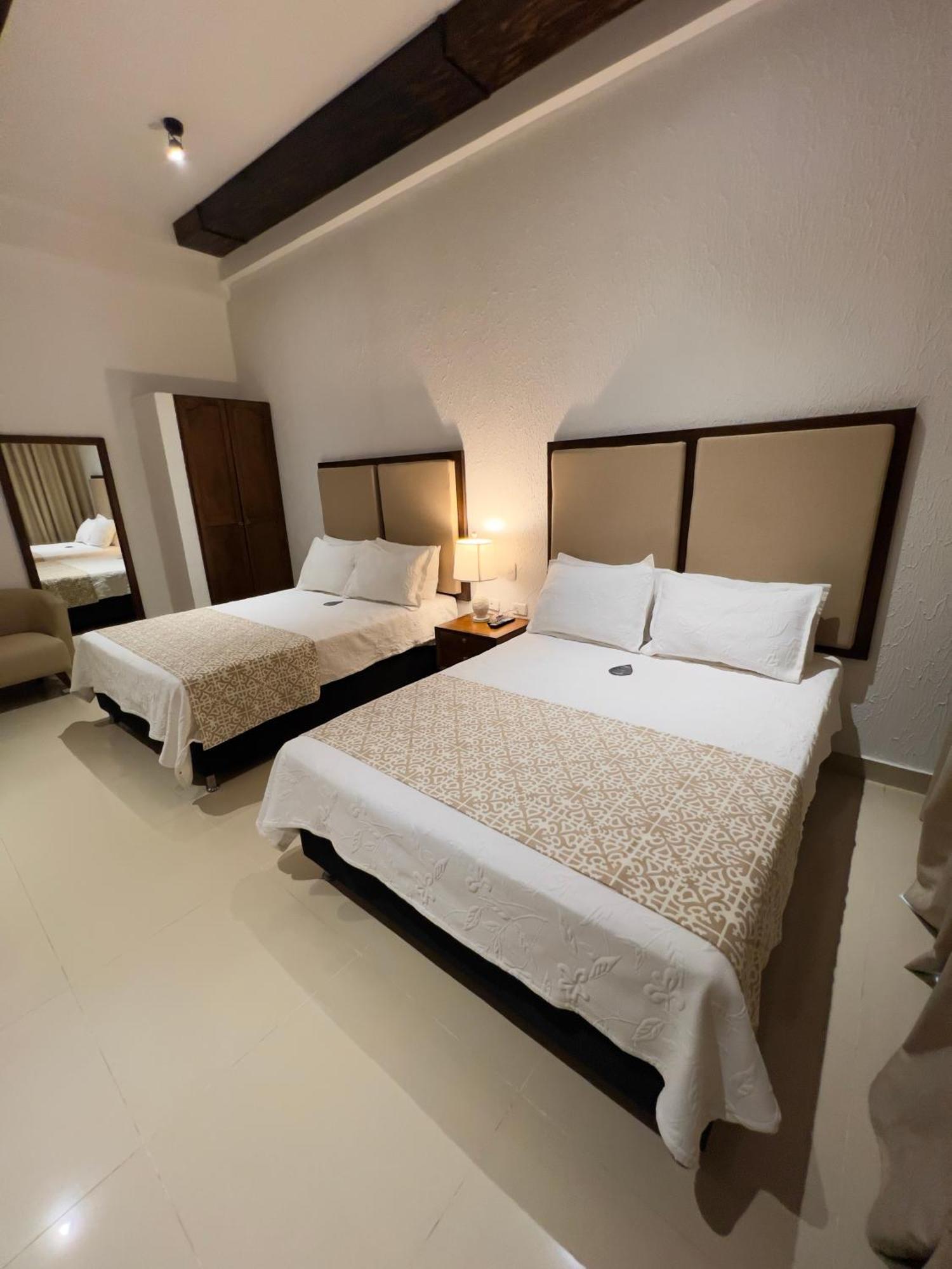 Cartagena Hotel Dorado Plaza Centro Historico מראה חיצוני תמונה