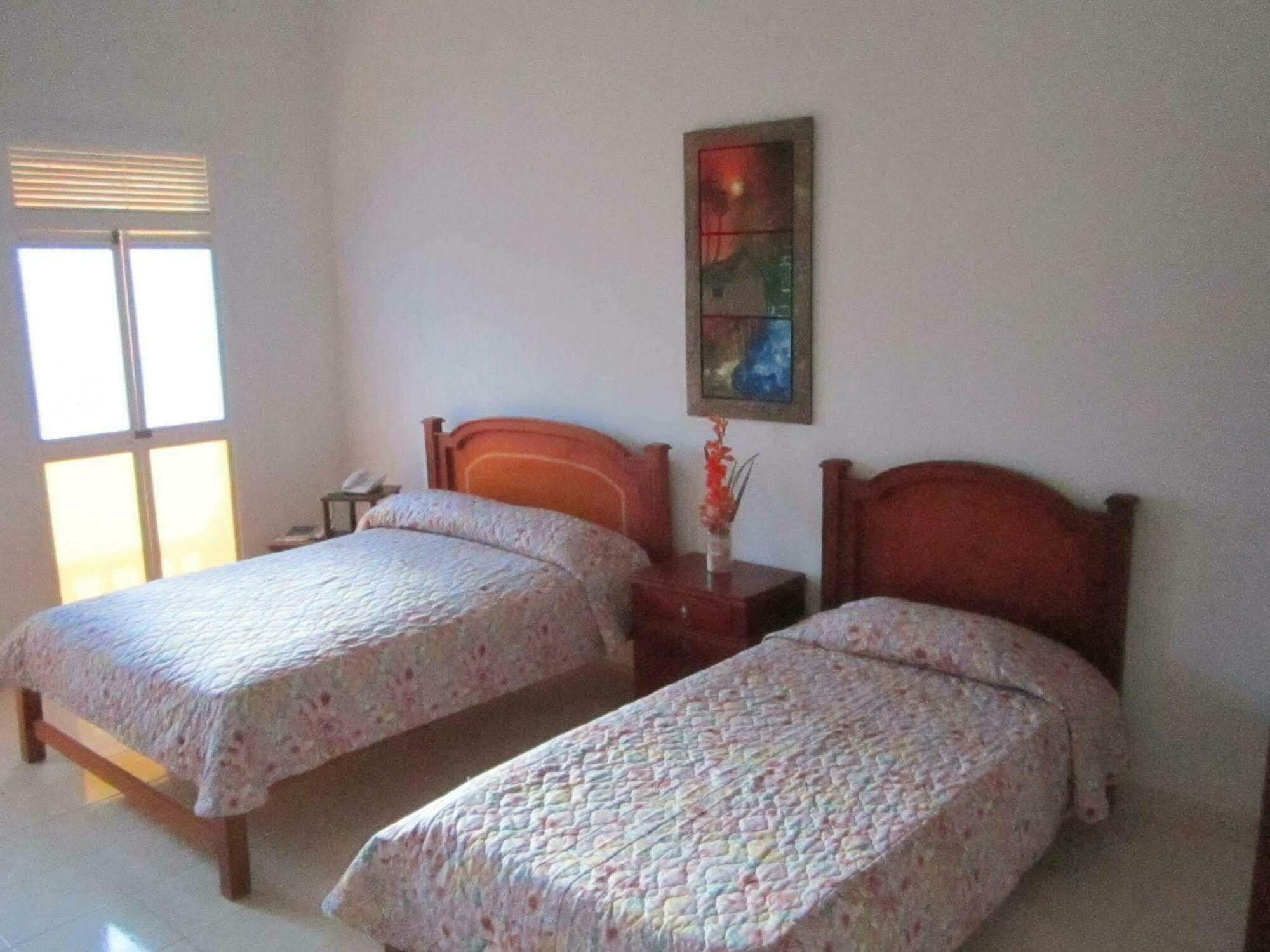 Cartagena Hotel Dorado Plaza Centro Historico מראה חיצוני תמונה